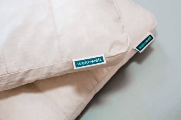 The WakeWell Zoned Adjustable Pillow - Natural/Synthetic Talalay Latex Blend - Low Loft (5") - Small (14"x20") - Image 7